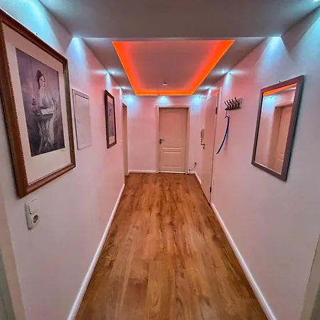 Fw 40 -grosszuegige In Der Altstadt Mit Balkon * Görlitz