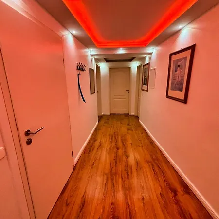 Apartman Fw 40 -grosszuegige In Der Altstadt Mit Balkon