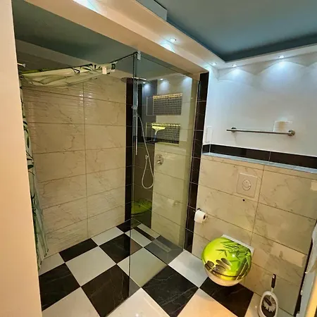 Fw 40 -grosszuegige In Der Altstadt Mit Balkon