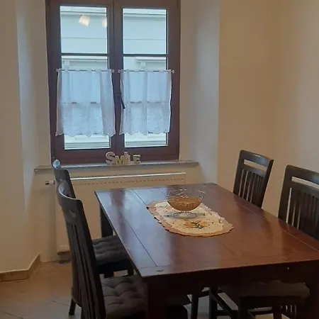 Fw 40 -grosszuegige In Der Altstadt Mit Balkon *