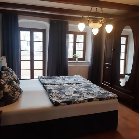 Apartman Fw 40 -grosszuegige In Der Altstadt Mit Balkon *